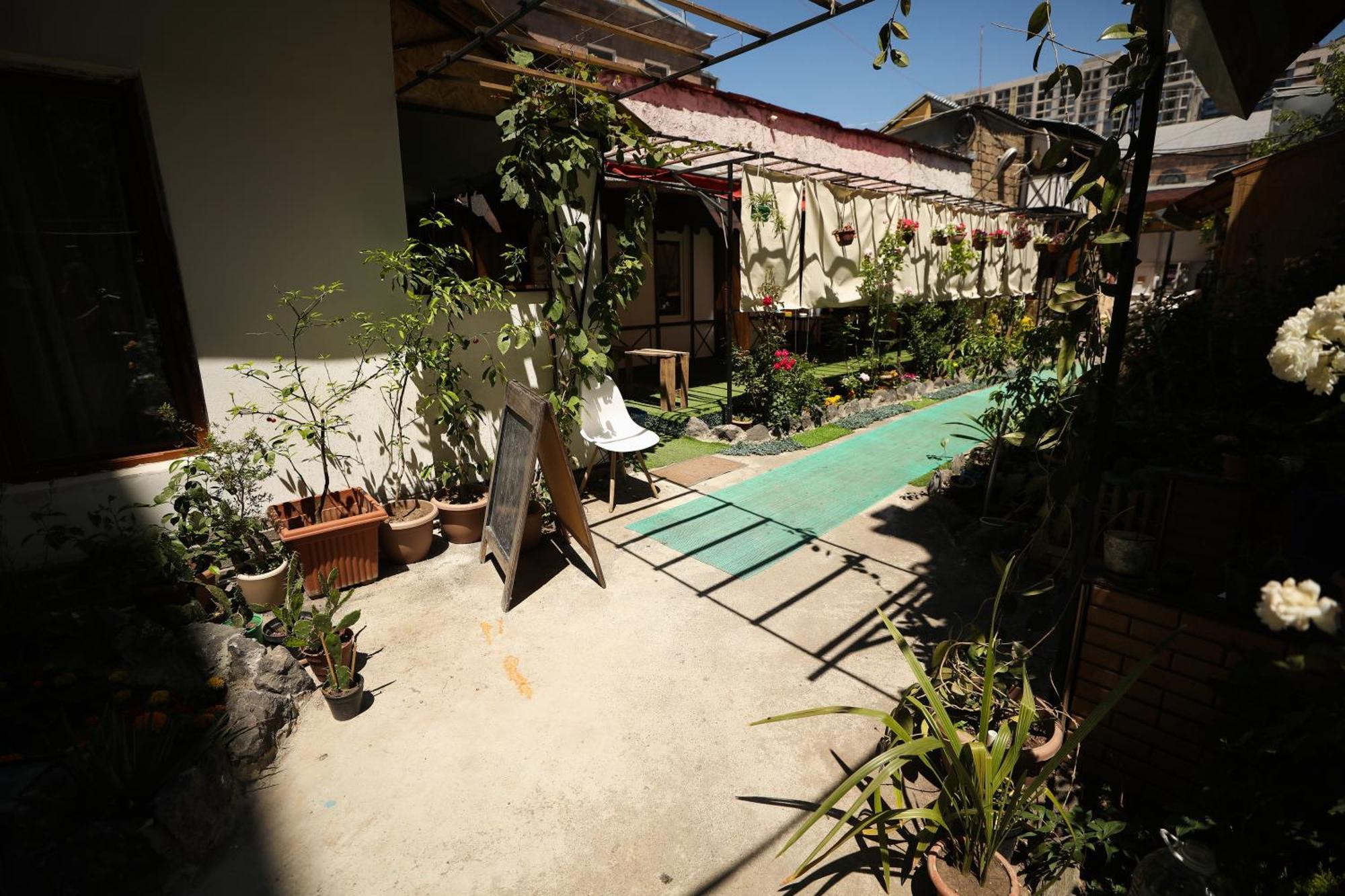 Hotel U Ashota Erevan Esterno foto